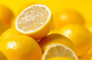 спелые лимоны